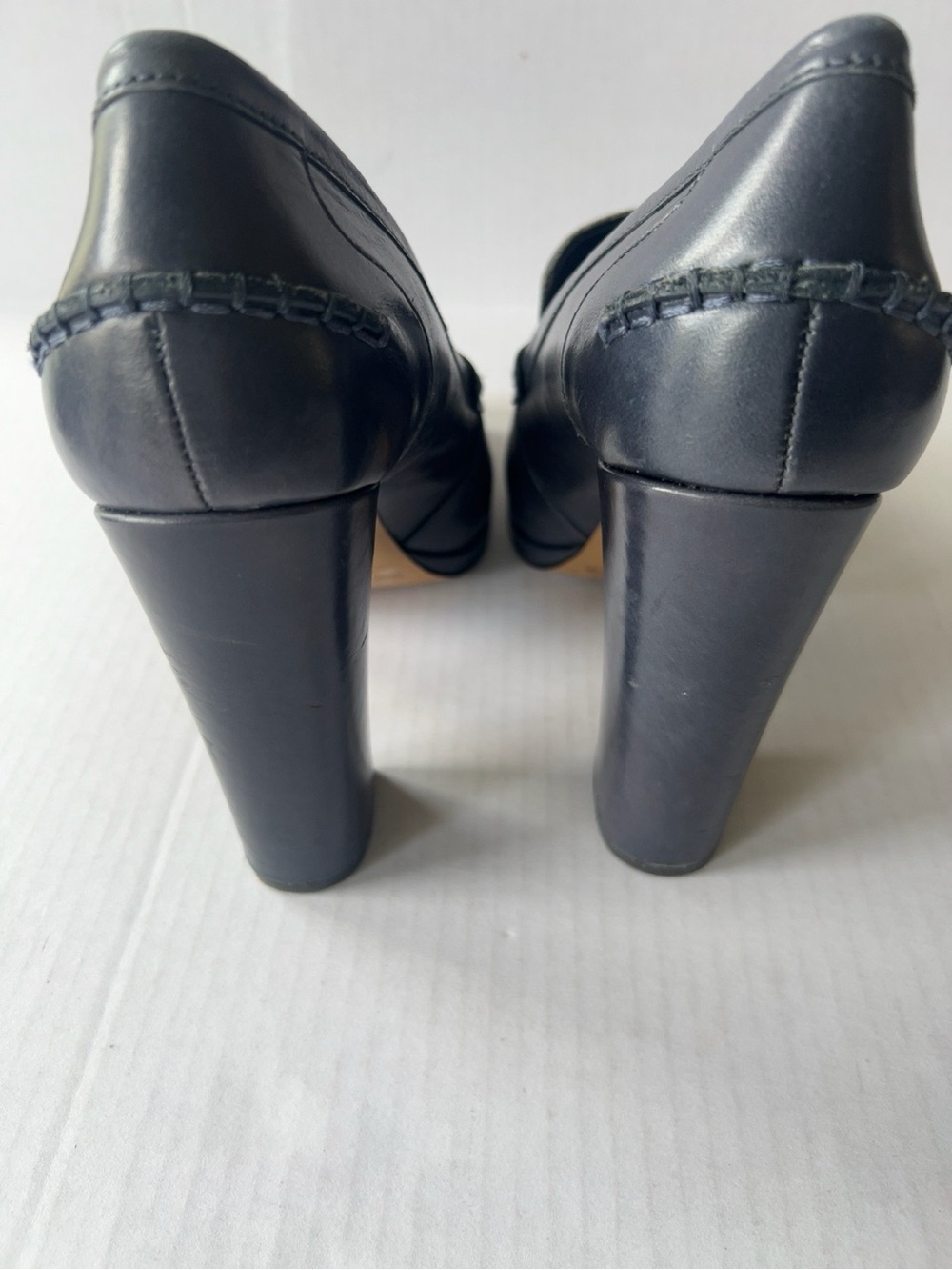 Vince Camuto Women’s Black Leather Tassel Loafers - Picture 4 of 10